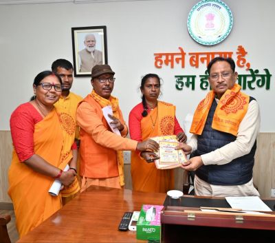 मुख्यमंत्री विष्णु देव साय से अखिल विश्व गायत्री परिवार के सदस्यों ने सौजन्य मुलाकात की&hellip;.