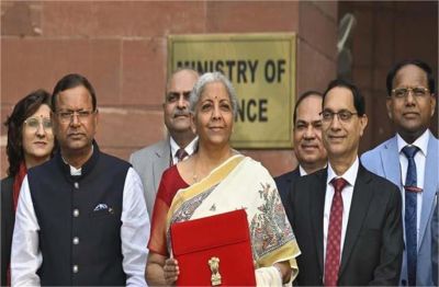 कन्फ्यूजन खत्म: 1 फरवरी रविवार को पेश होगा बजट, निर्मला सीतारमण रचेंगी इतिहास