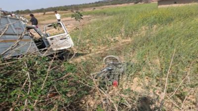 CG : पिकअप ने बाइक सवारों को मारी जोरदार ठोकर, हादसे में बाप &ndash; बेटे की मौत