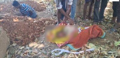 CG : चाचा ने दी भतीजी की बली, सिर काटकर चूल्हे में डाला, गांव में फैली सनसनी 