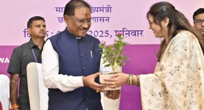 मुख्यमंत्री साय ने अंतर्राष्ट्रीय महिला दिवस के अवसर पर कॉफी टेबल बुक &ldquo;सोल ऑफ द सॉयल लाइफ्स रिदम्स इन छत्तीसगढ़&rdquo; का विमोचन किया