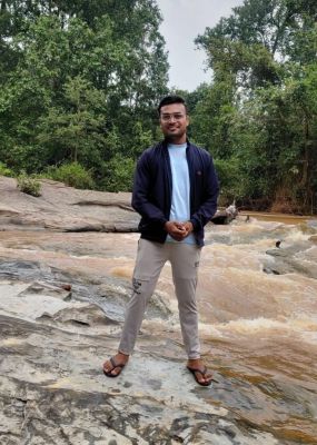 आरक्षक ने की आत्महत्या : जंगल में फांसी के फंदे से लटकी मिली लाश, इलाके में फैली सनसनी, परिजनों और दोस्तों से पूछताछ जारी&hellip;