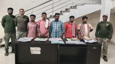 CG &ndash; सुरक्षा बलों को मिली बड़ी सफलता : एक इनामी समेत पांच नक्सली गिरफ्तार, भारी मात्रा में ये सामग्री भी बरामद&hellip;..