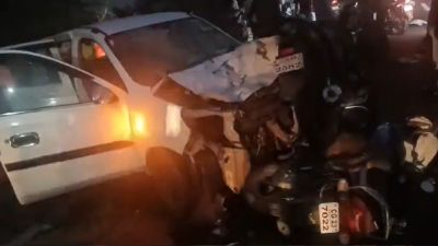नहीं थम रहा रफ्तार का कहर : 3 बाइक और कार में जोरदार भिड़ंत, 3 की मौत, तीन घायल 