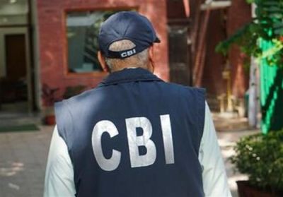CBI Raid : पूर्व CM के OSD के घर फिर पहुंची CBI की टीम, छानबीन जारी&hellip;