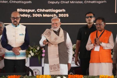 पीएम नरेंद्र मोदी से छत्तीसगढ़ को मिली 33 हजार 700 करोड़ रुपए की विकास परियोजनाओं की सौगात, CM विष्णुदेव साय ने जताया आभार