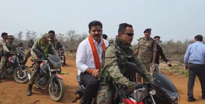 अतिसंवेदनशील इलाका रायगुड़ेम पहुंचे गृहमंत्री विजय शर्मा, आजादी के बाद पहली बार नक्सलगढ़ क्षेत्र में किसी मंत्री ने रखा कदम 