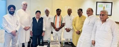 राष्ट्रीय अधिवेशन में शामिल होने छत्तीसगढ़ के कांग्रेस नेता अहमदाबाद रवाना, राहुल गांधी भी रहेंगे मौजूद