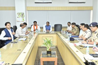 सीएम विष्णु देव साय ने गृह विभाग की ली समीक्षा बैठक, नए आपराधिक कानूनों के प्रभावी क्रियान्वयन और अपराध अनुसंधान की गुणवत्ता पर दिए निर्देश