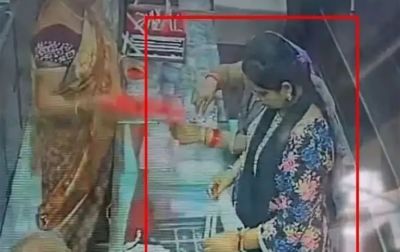 दिनदहाड़े ज्वेलरी शॉप में ठगी: दो महिलाओं ने नकली जेवर देकर उड़ाए असली गहने और कैश, पूरी वारदात CCTV में कैद&hellip;