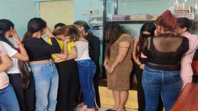 राजधानी के दो होटलों में पुलिस की रेड, पश्चिम बंगाल, उड़ीसा और छत्तीसगढ़ की 11 युवतियों समेत इतने पुरुष गिरफ्तार&hellip;