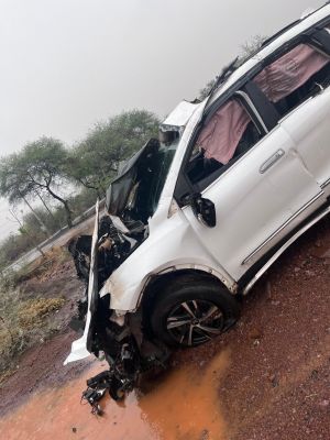 CG &ndash; नगर पालिका अध्यक्ष की कार हुई दर्दनाक हादसे की शिकार, ड्राइवर की मौके पर मौत, कार के उड़े परखच्चे..&hellip;