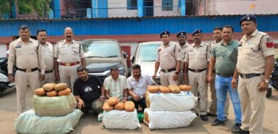 CRIME NEWS : पुलिस की बड़ी कामयाबी: दो कार से 105 KG गांजा जब्त, तीन तस्कर गिरफ्तार