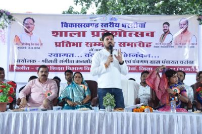 शिक्षा के साथ साथ अच्छे संस्कार बहुत ज़रूरी हैं, अच्छे संस्कार ही आपकी पहचान होगी &ndash; अनुज