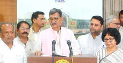 Breking: चैतन्य बघेल के गिरफ्तारी पर सदन में संग्राम, डॉ.चरणदास मंहत ने कहा अडानी के दबाव..