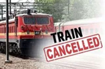 Train Cancelled : यात्रीगण कृपया ध्यान दें! रक्षाबंधन पर यात्रियों की बढ़ेगी मुश्किलें, 4 पैसेंजर ट्रेन 9 दिनों तक रहेगी रद्द&hellip;..