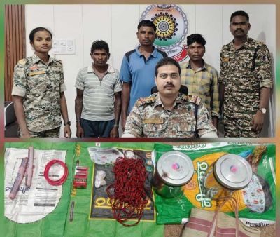 2 लाख के ईनामी नक्सली सहित 3 नक्सली गिरफ्तार 2 लाख के ईनामी नक्सली सहित 3 नक्सली गिरफ्तार