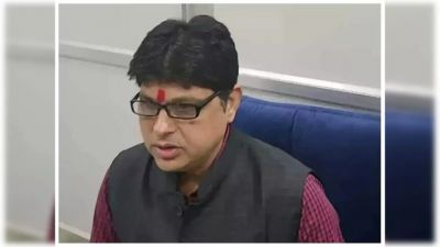 डीएमएफ घोटाला मामला : सूर्यकांत तिवारी को बड़ी राहत, सुप्रीम कोर्ट से मिली जमानत डीएमएफ घोटाला मामला : सूर्यकांत तिवारी को बड़ी राहत, सुप्रीम कोर्ट से मिली जमानत