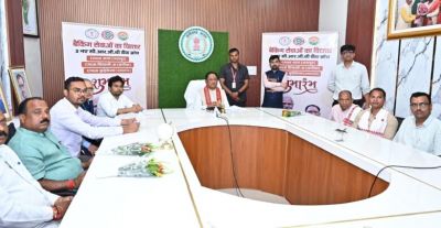 दूरस्थ अंचलों तक बैंकिंग सेवाएं पहुँचाना सरकार की प्राथमिकता : मुख्यमंत्री विष्णुदेव साय दूरस्थ अंचलों तक बैंकिंग सेवाएं पहुँचाना सरकार की प्राथमिकता : मुख्यमंत्री विष्णुदेव साय