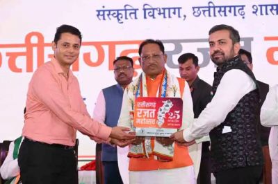 सीएम साय ने छत्तीसगढ़ रजत महोत्सव फोटो प्रदर्शनी का किया शुभारंभ