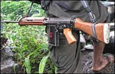 नक्सली स्मारक पर तिरंगा फहराने वाले छात्र की नक्सलियों ने कर दी हत्या&hellip;