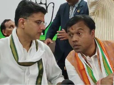 CG - वोट चोर गद्दी छोड़ के नारे के साथ&hellip;.रायपुर से दुर्ग तक गूंजेगी कांग्रेस की पदयात्रा, सचिन पायलट संभालेंगे कमान