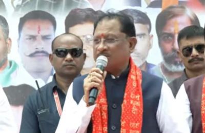 डोंगरगढ़ दर्शन यात्रा शुरू, सीएम साय ने नि:शुल्क सेवा बसों को हरी झंडी दिखाकर किया रवाना