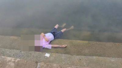 CG &ndash; कपड़ा व्यापारी की तालाब में मिली लाश, इलाके में मचा हड़कंप