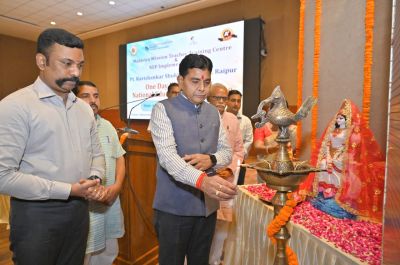 &lsquo;नई शिक्षा नीति के असली अग्रदूत हैं नोडल अधिकारी और मास्टर ट्रेनर्स&rsquo; &ndash; उच्च शिक्षा मंत्री टंक राम वर्मा