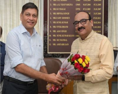 छत्तीसगढ़ के नवनियुक्त मुख्य सचिव विकासशील ने संभाला कार्यभार