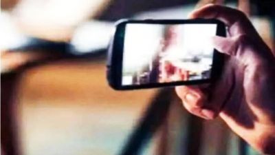 CG &ndash; बॉयफ्रेंड ने गर्लफ्रेंड को प्रेम जाल में फसाया, पीड़िता की बिमा राशि देख फूटा लालच, AI से अश्लील वीडियो बनाकर लूटे लाखों रुपए, फिर जो हुआ&hellip;&hellip;