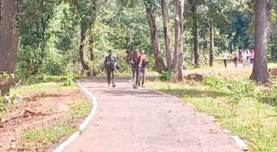 Breaking : कांकेर में 18 हथियारों के साथ 21 नक्सलियों ने किया आत्मसमर्पण Breaking : कांकेर में 18 हथियारों के साथ 21 नक्सलियों ने किया आत्मसमर्पण