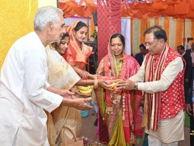 मुख्यमंत्री विष्णुदेव साय बसना सलखण्ड में मां महालक्ष्मी पूजन कार्यक्रम में हुए शामिल&hellip;.