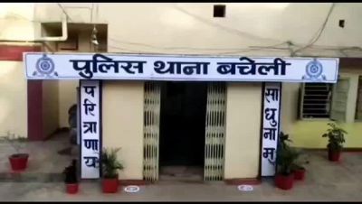 विदेशी मदिरा दुकान से 1 करोड़ 52 लाख के गबन मामले में आबकारी उपनिरीक्षक सहित 5 गिरफ्तार विदेशी मदिरा दुकान से 1 करोड़ 52 लाख के गबन मामले में आबकारी उपनिरीक्षक सहित 5 गिरफ्तार