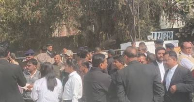 जिला न्यायालय को मिली बम से उड़ाने की धमकी ! मौके पर पहुंचे पुलिस के वरिष्ठ अधिकारी, मचा हड़कंप