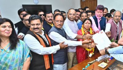 Rajya Sabha Election 2026: भाजपा प्रत्याशी लक्ष्मी वर्मा ने भरा नामांकन, CM विष्णुदेव साय बने प्रस्तावक