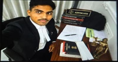 CG - काला कोट पहनकर कोर्ट में घूम रहा था फर्जी वकील, ऐसे हुआ खुलासा, कई आधार कार्ड, आईडी जब्त&hellip;..