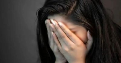 गुरु-शिष्य का रिश्ता शर्मसार! स्कूल के शिक्षक ने 11वीं की छात्रा को बनाया हवस का शिकार, घटना सामने आते ही मचा हड़कंप&hellip;