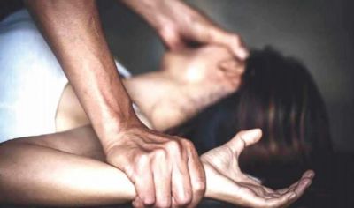 छत्तीसगढ़ की कलाकार महिला के साथ गैंगरेप&hellip;आरोपियों ने सड़क किनारे फेंका&hellip;जानिए क्या है पूरा मामला