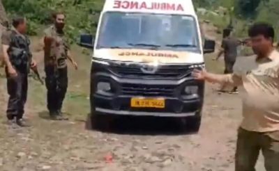 भीषण हादसा, खाई में गिरी कार &lsquo;5 बच्चों समेत 8 लोगों की मौत..