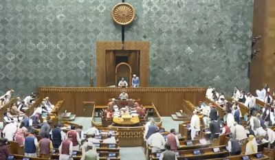  शीतकालीन सत्र के पहले दिन ही जोरदार हंगामा, 27 नवंबर तक के लिए लोकसभा और राज्यसभा स्थगित