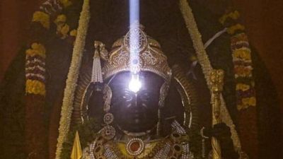 राम नवमी पर रामलला का हुआ सूर्य तिलक, देखें पहली फोटो जो आपको कर देगी मंत्रमुग्ध