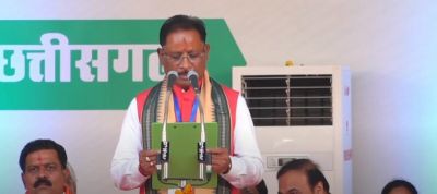 पीएम मोदी के पहुंचते ही मुख्यमंत्री विष्णुदेव साय ने किया शपथ ग्रहण, 2 डिप्टी सीएम ने भी ली शपथ